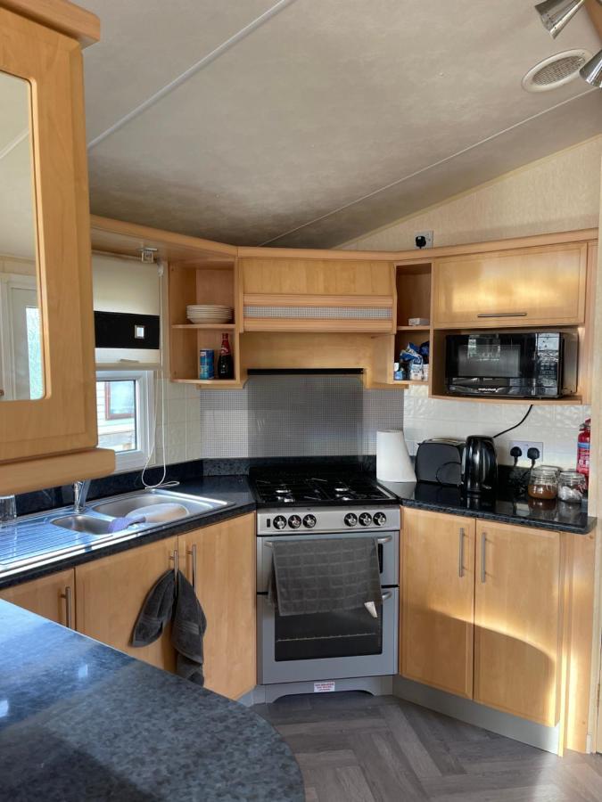 Immaculate 2-Bed Static Caravan At Monrieth نيوتن ستيوارت المظهر الخارجي الصورة